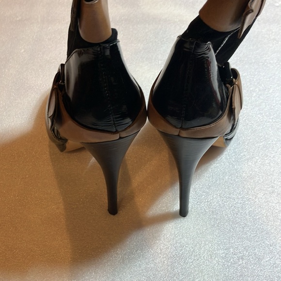 Charles David leather booties - Picture 3 of 9